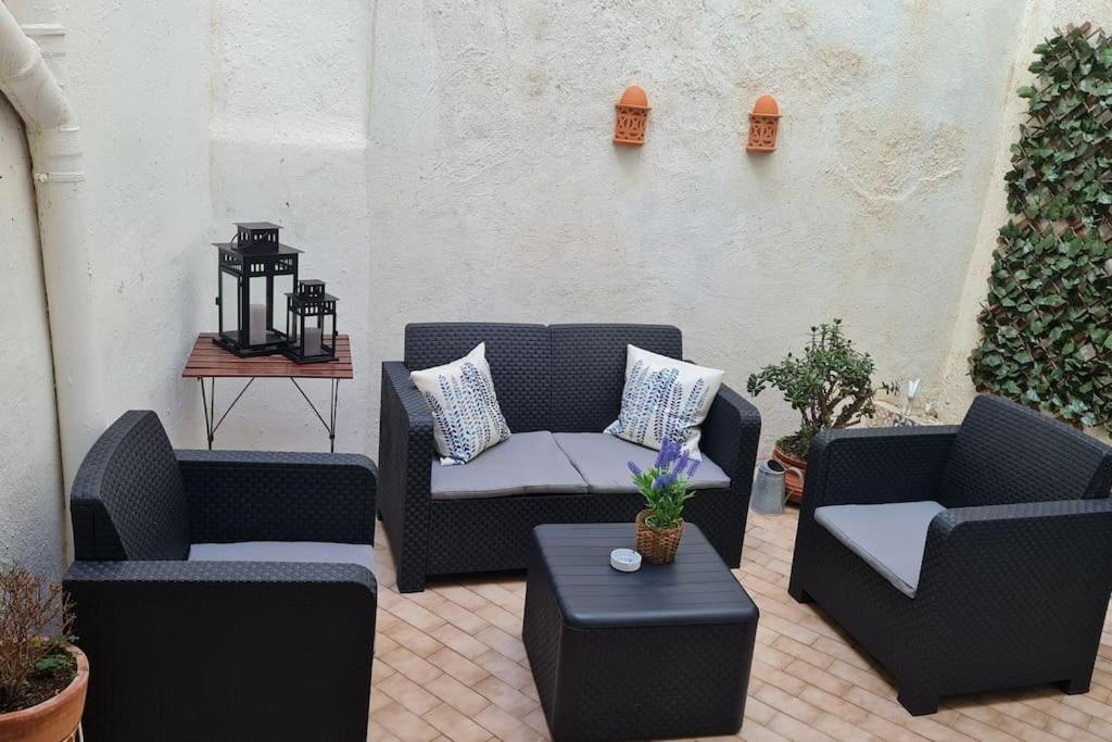 Alfama'S Hidden Terrace Gem Lägenhet Lisboa Exteriör bild